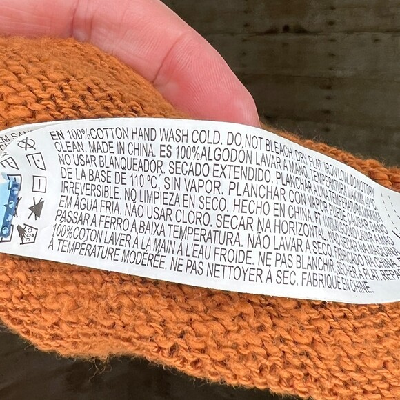 FOREVER 21 CROCHETED RUFFLED BOHO KNIT CONCERT WEAR FESTIVAL WEAR CROP TOP MED - Picture 3 of 3